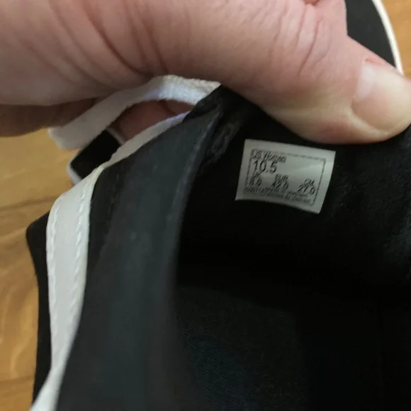 Vans Womens 10.5 Classic Black Canvas Low Top Lace Up Old Skool Skate Sneakers - Picture 11 of 11